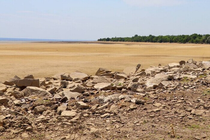 Каховское водохранилище превращается в пустыню: фото, видео