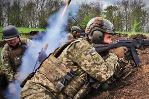 Під час переходу окупантів на першу лінію оборони українські воїни завдали їм вогневого ураження