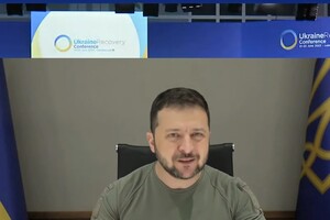 Володимир Зеленський зауважив, що на нинішньому етапі війни важливо перейти до дій: угод та проєктів