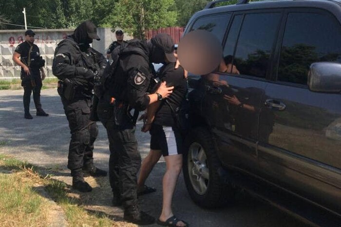 На Київщині правоохоронці затримали кримінального авторитета