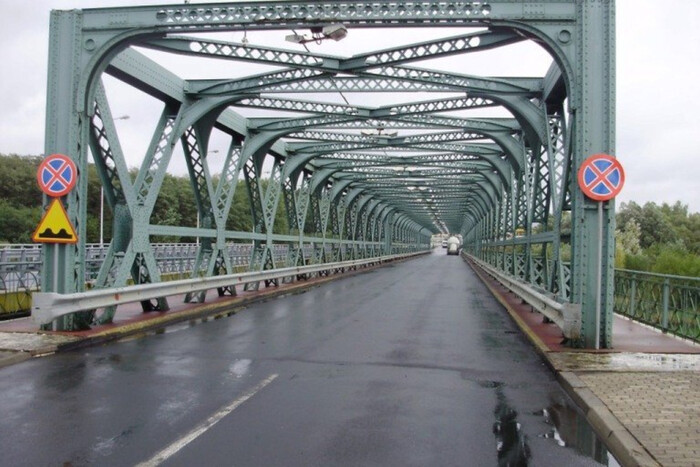 Власти займутся проверкой всех мостов и путепроводов в Украине – Зеленский