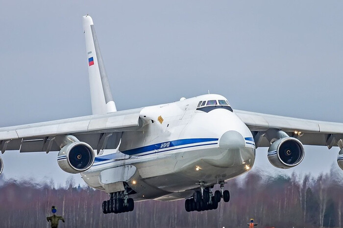 З Білорусі до РФ повернулися п'ять військово-транспортних літаків