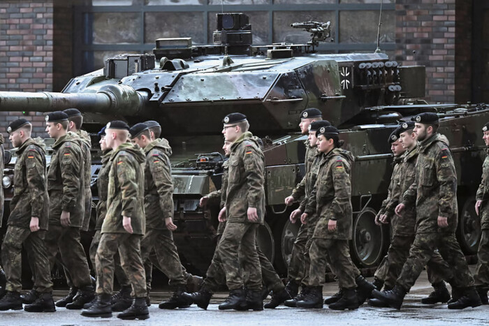 Німеччина відправить солдатів для зміцнення східних кордонів НАТО