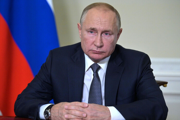 Король голый: разведка оценила статус Путина после восстания Пригожина