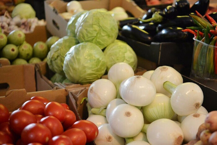 Когда цены на овощи и фрукты существенно снизятся: озвучен прогноз