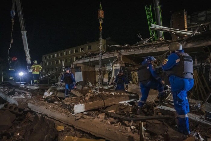 Наслідки ракетної атаки на Краматорськ і «бавовна» в Мелітополі: головне за ніч