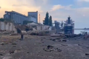 Який вигляд має набережна Херсона після повені: шокуюче відео