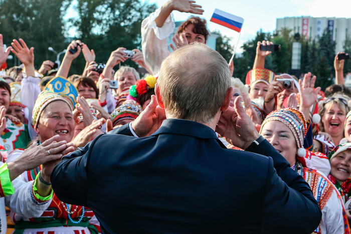 Путин теряет народную любовь?