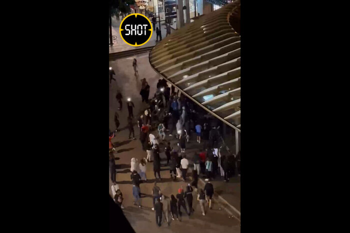 У Франції третю ніч тривають заворушення після вбивства поліцією 17-річного (відео)