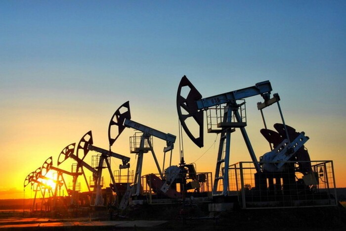 РФ та Саудівська Аравія хочуть підвищити світові ціни на нафту – Bloomberg
