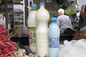 До кінця липня на деяких базарах Києва не можна буде купити продукти, що швидко псуються