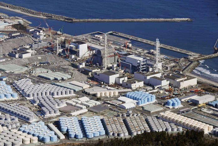 Япония будет сливать загрязненную воду с АЭС «Фукусима-1» в океан – Reuters