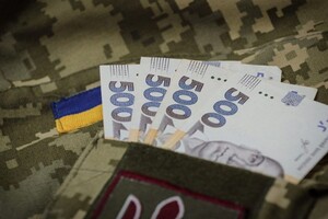 Соратниця Зеленського дала пораду Разумкову, який щедро «роздає» виплати військовим