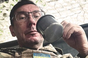 Коли почалася повномасштабна війна, ексгенпрокурор Юрій Луценко пішов служити у тероборону Києва