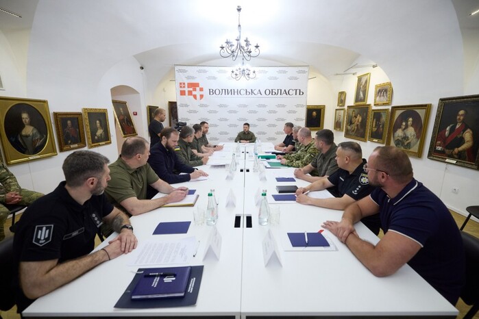 Ситуація на Волині: Зеленський провів координаційну нараду щодо безпеки в регіоні (відео)