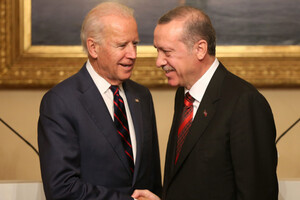 Байден сделает Турции щедрый подарок после решения по Швеции – Reuters