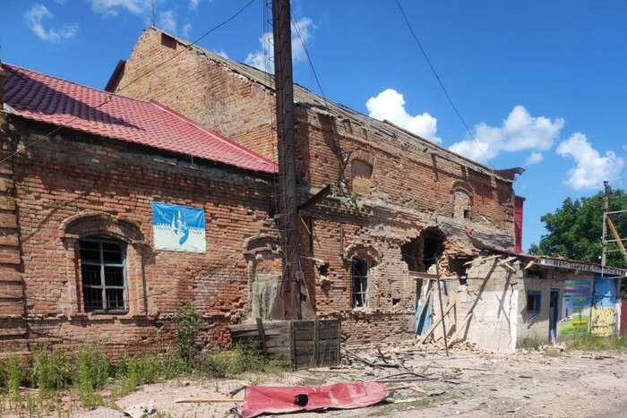 Окупанти зруйнували одну із найвпізнаваніших споруд Гуляйполя на Запоріжжі (фото)