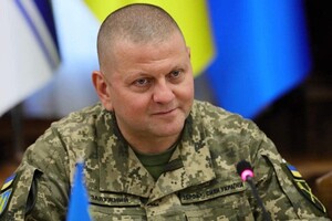 Валерій Залужний змушений домагатися успіху на полі бою в ситуації, коли постачання боєприпасів Україні обмежене