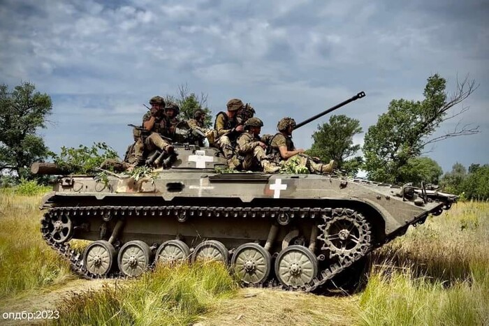 Таврійський напрямок: ЗСУ взяли в полон окупантів та знищили танк