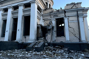 Росіяни зруйнували Спасо-Преображенський собор в Одесі