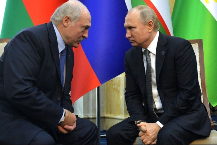 Зустріч Путіна та Лукашенка: аналітики вказали на символічні жести диктатора 