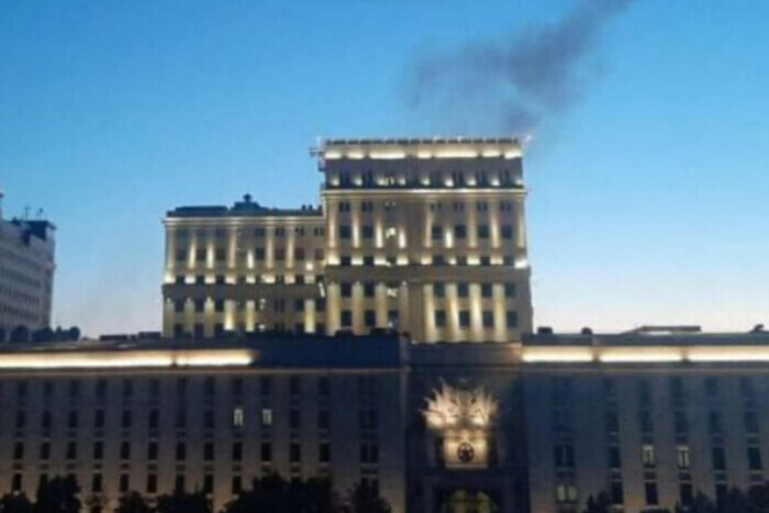 Москву атаковали беспилотники. Банковая отреагировала