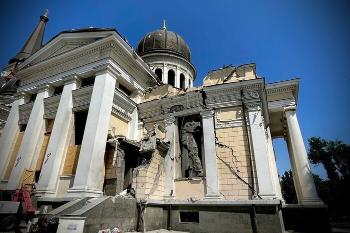 Спасо-Преображенський собор в Одесі може обвалитися після обстрілу окупантів (фото)