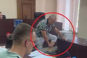 Колишній військком Борисов вигадав дивну причину, чому його не можна заарештувати (відео)