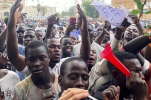 Причина перевороту у Нігері: світові ЗМІ оприлюднили свої версії