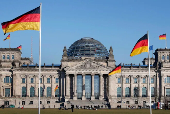 Германия передала Украине мощный пакет помощи