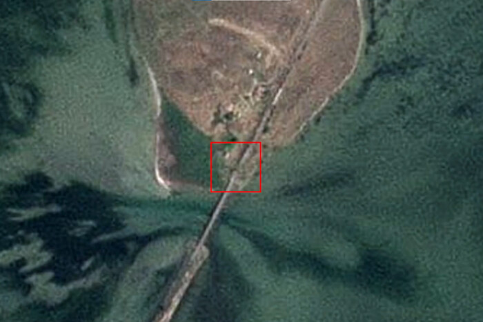 Удар по Чонгарському мосту: з’явилися супутникові знімки