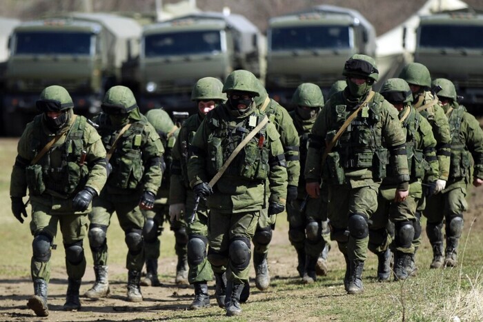Росія почала формувати нові армії для війни в Україні – британська розвідка