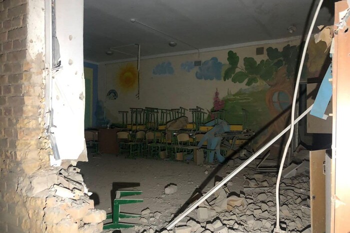 Окупанти вдарили по двох освітніх закладах на Дніпропетровщині (фото)