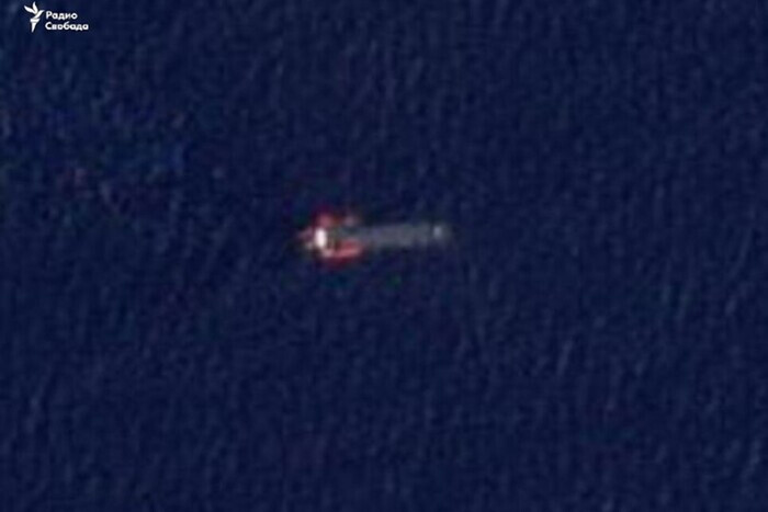 Удар по российскому танкеру: появилось спутниковое фото