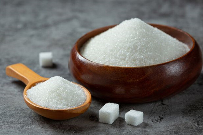 Кому потрібен український цукор?  Виробники назвали основних покупців