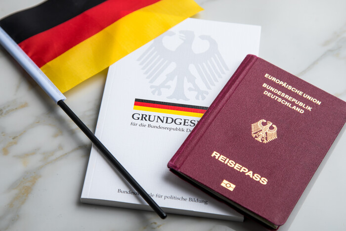 Отримання німецького громадянства. Що потрібно мати на увазі українцям