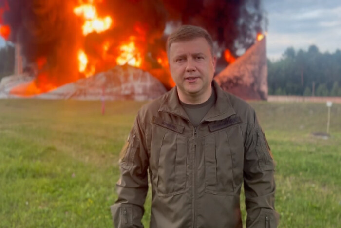 Рівненщина зазнала масованої атаки дронами: зруйновано нафтобазу (відео)