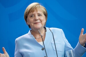 Ексканцлерка Меркель витрачає на макіяж та зачіску €55 тис.