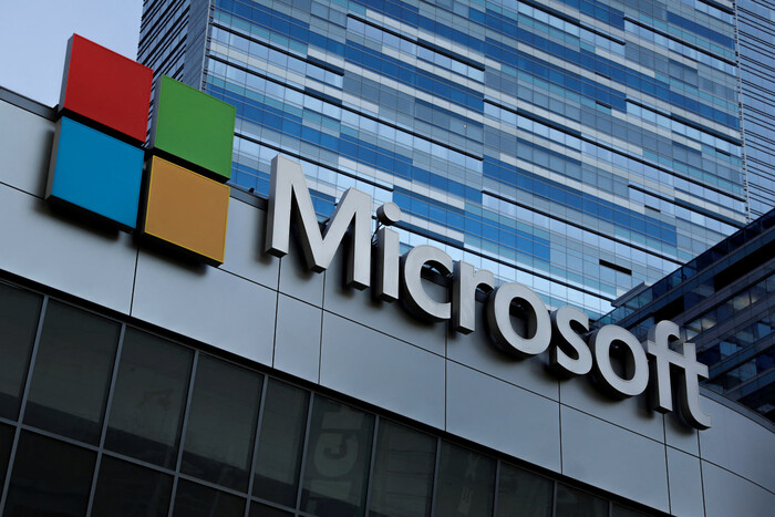 Microsoft перестане продовжувати ліцензії російським компаніям