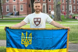 Усов не повернувся на Батьківщину після навчання в американському університеті