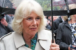 Королева Камілла