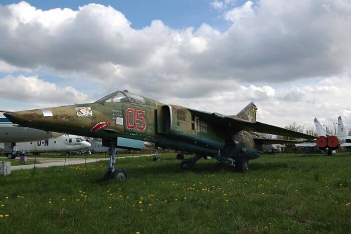 У США під час авіашоу впав радянський винищувач МіГ-23