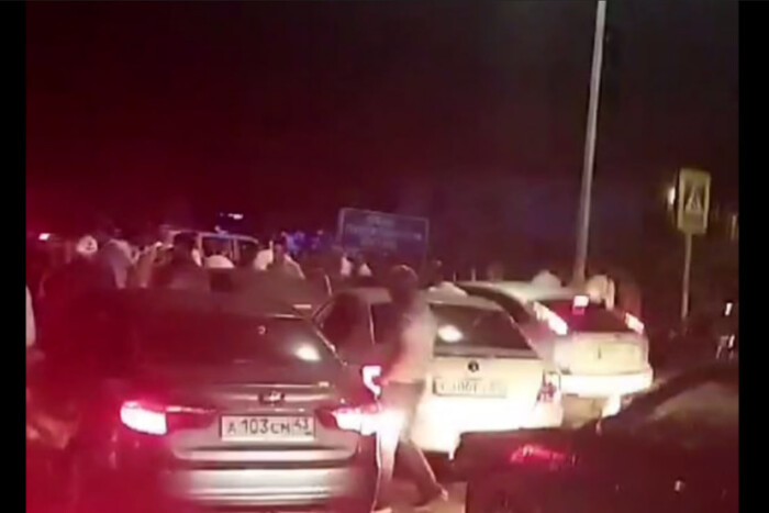 У Дагестані протестувальники перекрили федеральну трасу через відсутність води (відео)