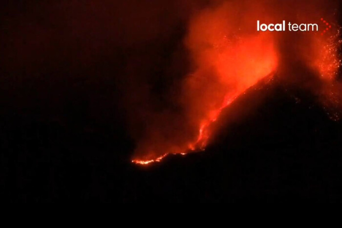 В Італії сталося виверження вулкану Етна (відео)