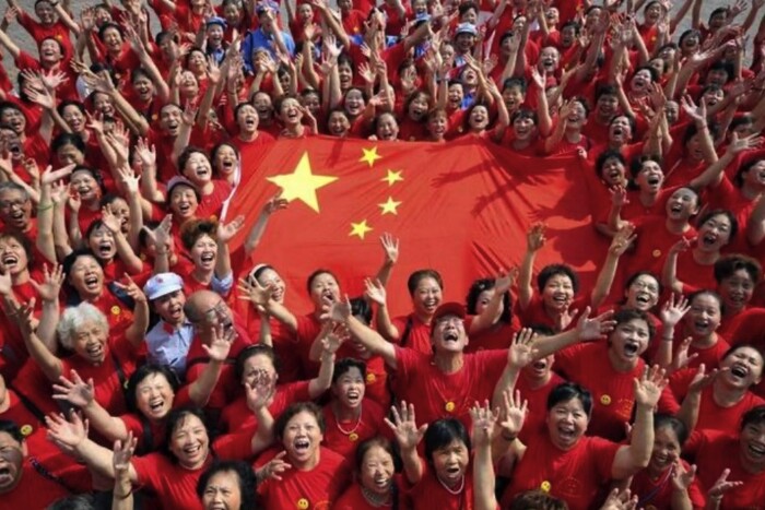 Коефіцієнт народжуваності в Китаї впав до рекордно низького рівня – Reuters