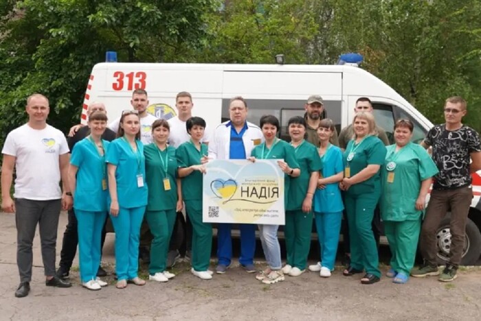 Благодійний фонд молодіжної ініціативи «Надія» доставив швидкі та велику партію медобладнання лікарням на передовій