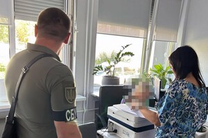 Правоохоронці повідомили про підозру посадовиці Дніпровської РДА через держзакупівлі по завищеній вартості