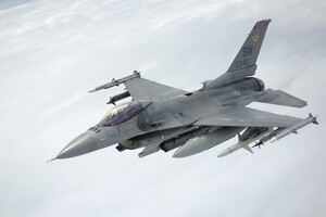 США передали секретні технології для навчання українців на F-16 у Данії