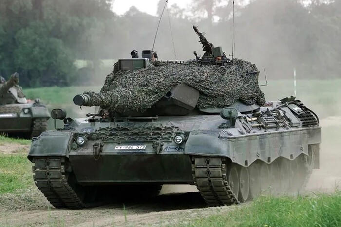 Німецький концерн Rheinmetall до кінця серпня почне обслуговувати танки в Україні