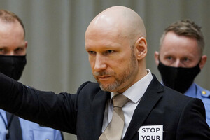 Норвезький терорист Брейвік подав позов до суду через порушення прав людини